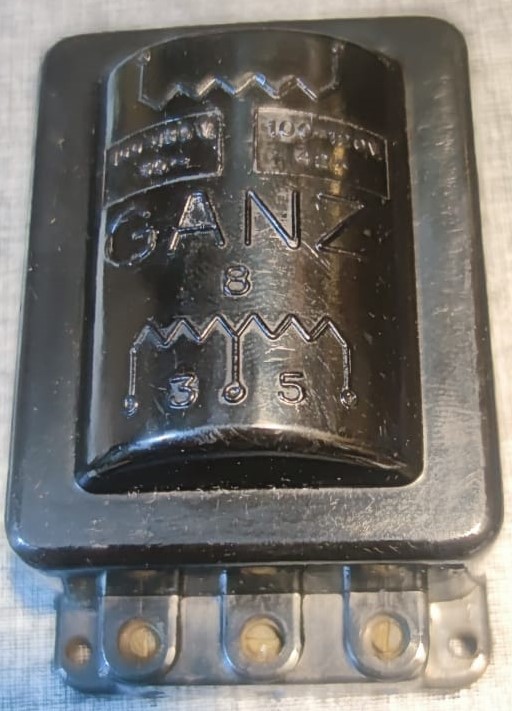 1940 SİYAH BAKALİT GANZ ZİL TRAFOSU BAKALİT  100 130 VOLT 50 HERTZ 100 120  VOLT 42 HERTZ GİRİŞLİ CIKIS 3  5  8  AC VOLT