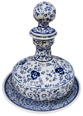 İZNİK BLEU BLANC  KAPAKLI TABAKLI TAMAMI SANATCI İMZALI EL İŞCİLİKLİ MAVİ BEYAZ SURAHİ COK İNCE İSCİLİK CALISMASI