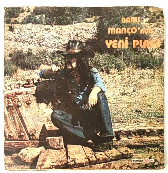 1976 BARIS MANCO NUN YENİ PLAGI  REZİL DEDE VUR HA VUR HA VUR ORJINAL KENDİ KABINDA 45 LİK PLAK
