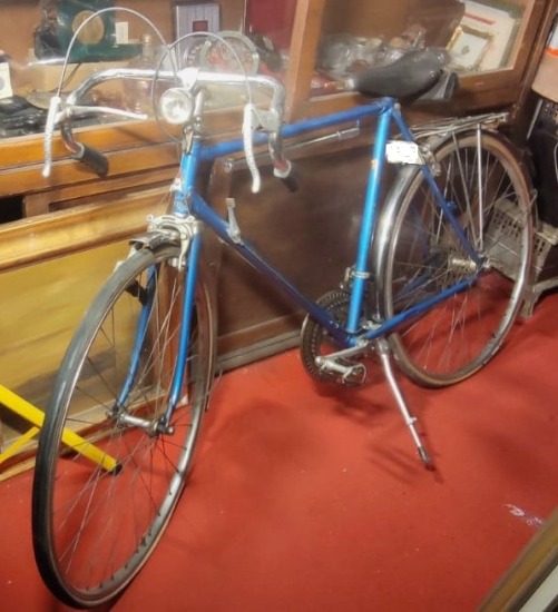 FENERBAHCE LEFTER KUCUK ANDONYADİS KULLANDIGI BİSİKLET ADA PLAKALI