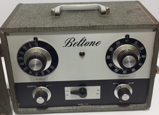 1960 BELTONE HEARING AIDS AUDIOMETERS KULAK DUYUMA TEST KONTROL CİHAZI ORJİNAL  KULAKLIKLI