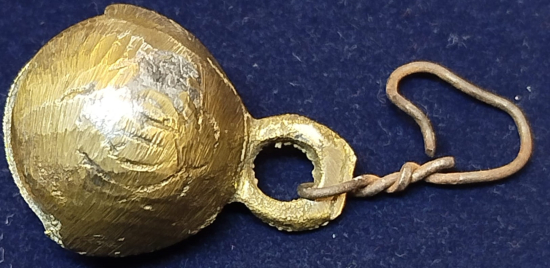 OSMANLI BRONZ ÜZERİ İŞLEMELİ UFAK BOYDA CAN GENELDE GELDİGİ BELLİ OLMASI İCİN HAYVANLARDA  KULLANILAN