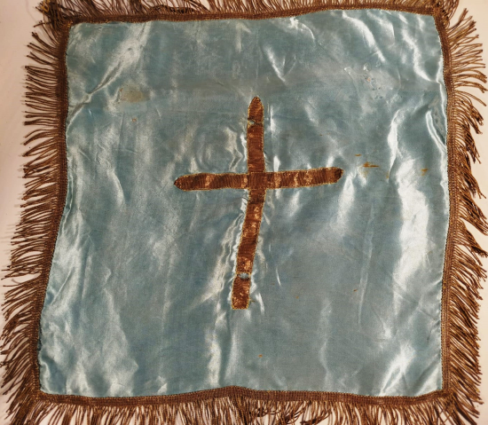 KİLİSE VAFTİZ BEBEK ÖRTUSU İPEK KENARLAR SACAKLI