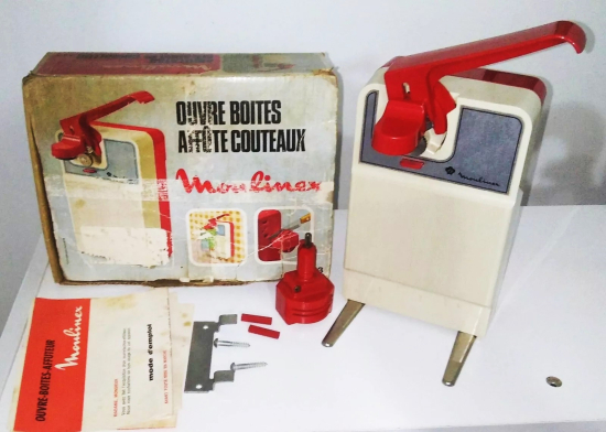 MOULINEX APRISCATOLE AFFILACOLTELLI 343 VINTAGE KUTUSUNDA METAL KONSERVE ACACAGI