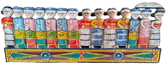 POLONYALI SANATCI  ANTONİ KAMİNSKİ EL OYMA FİGUR IHLAMUR AGACINDAN 14 KİŞİLİK GURUP KADINLAR