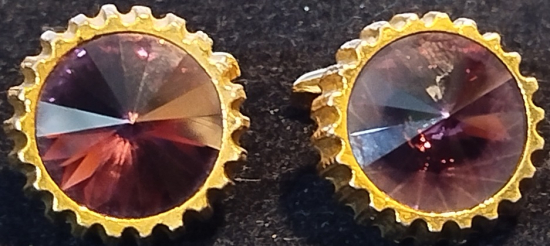  METAL ALTIN KAPLAMA TASLI KENARLAR DESENLİ YUVARLAK FORMDA  GÖMLEK MANSET KOL DUGMESİ