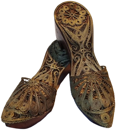 AHŞAP ÜZERİNE EL İŞİ GÜMÜŞ KAPLAMA TELKARİ İŞLEMELİ ÇİFT MİYATUR TAKUNYA 