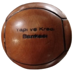 YAPIKREDİ BANKASI AHSAP TOP KUMBARA ALT KAPAK SERİ NUMARALI