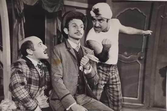 DORMEN TİYATROSU TARAFINDAN 1967-1968 SEZONUNDA SAHNELENEN BİT YENİGİ OYUNU