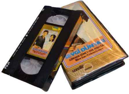 SEVGİ DUNYASI GOKHAN GUNEY OYA AYDOGAN UZELLİ VİDEO VHS KASET ALMAN DOLUM