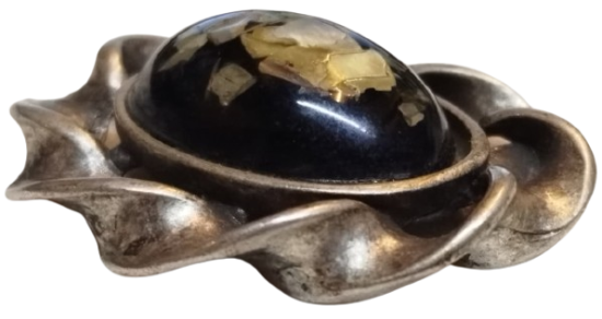 OSMANLI GUMUS KIVRIMLI KUDELA  DESEN BROS TAMAMI EL İSCİLİKLİ ORTASI DEGERLİ TAS UZERİ KIRPINTI SEDEF İSCİLİKLİ