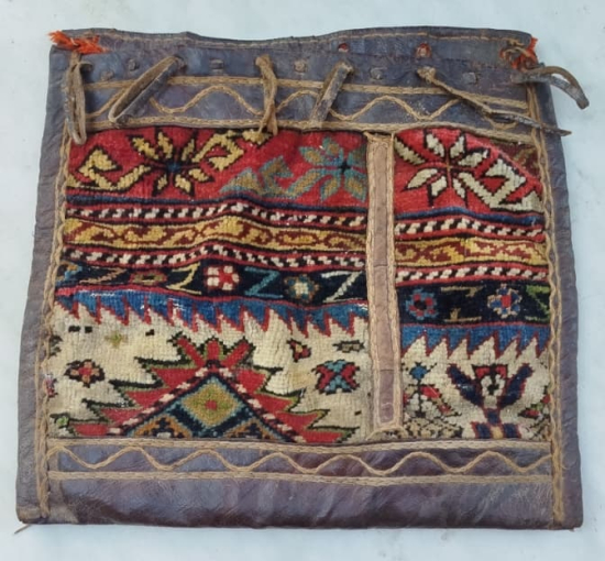 OSMANLI YORUK GOCER COBAN AZIK CANTASI DERİ VE KİLİMDEN HEYBE İCERSİNE YİYECEK KOYULUR EL YAPIM VE KOK BOYA