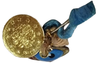 1950 ERKEK BEBEK İÇİN MAVİ KURDELELİ ALTIN GÖRÜNÜMLÜ KOLEKSİYONLUK NAZARLIK MASALLAH