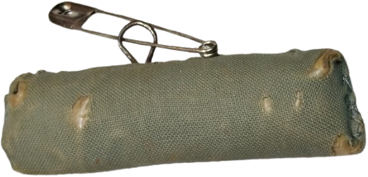 1940-50 DÖNEMİ ORİJİNAL EL YAPIMI MUSKA NAZARLIK ÇENGELLİ İĞNELİ  80 YILLIK TILSIM