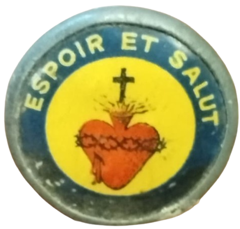 1910'LAR 1. DUNYA SAVASI FRANSA ÜRETİMİ A. AUGIS MARKA SACRÉ-COEUR EMAYE ASKERİ DİNİ KORUYUCU ROZET.