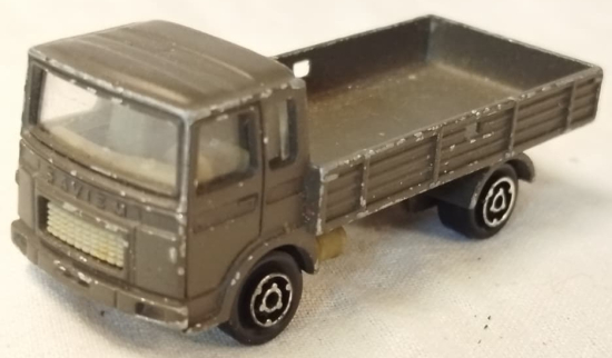 1970 FRANSIZ OYUNCAK DEVİ MAJORETTE TARAFINDAN YILLARIN SONUNDA ÜRETİLEN BU VİNTAGE DÖKÜM METAL DIE-CAST MODEL ACIK KASA
