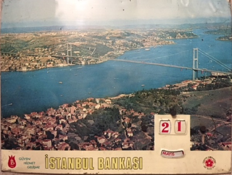  İSTANBUL BANKASI MEKANİK ELLE  CEVİRMELİ TENEKE TAKVİM İSTABUL BOGAZI