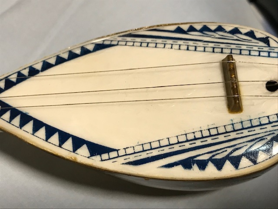 3 TELLİ YERLİ OYUNCAK SAZ