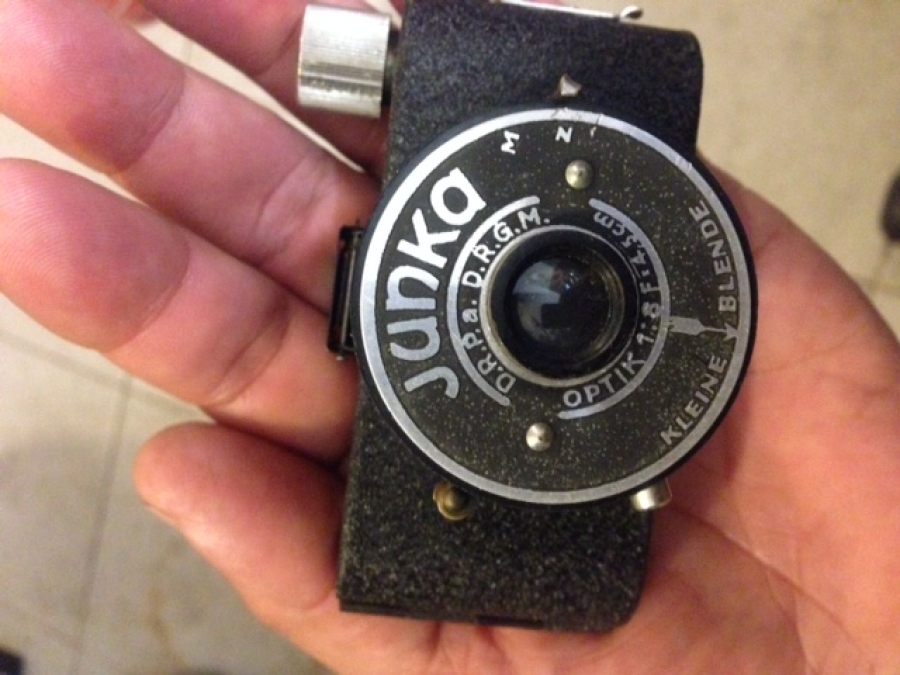  1937 NUMBERG GERMANY JUNKA WERKE KÜCÜK METAL KAMERA 3X4  ALMAN