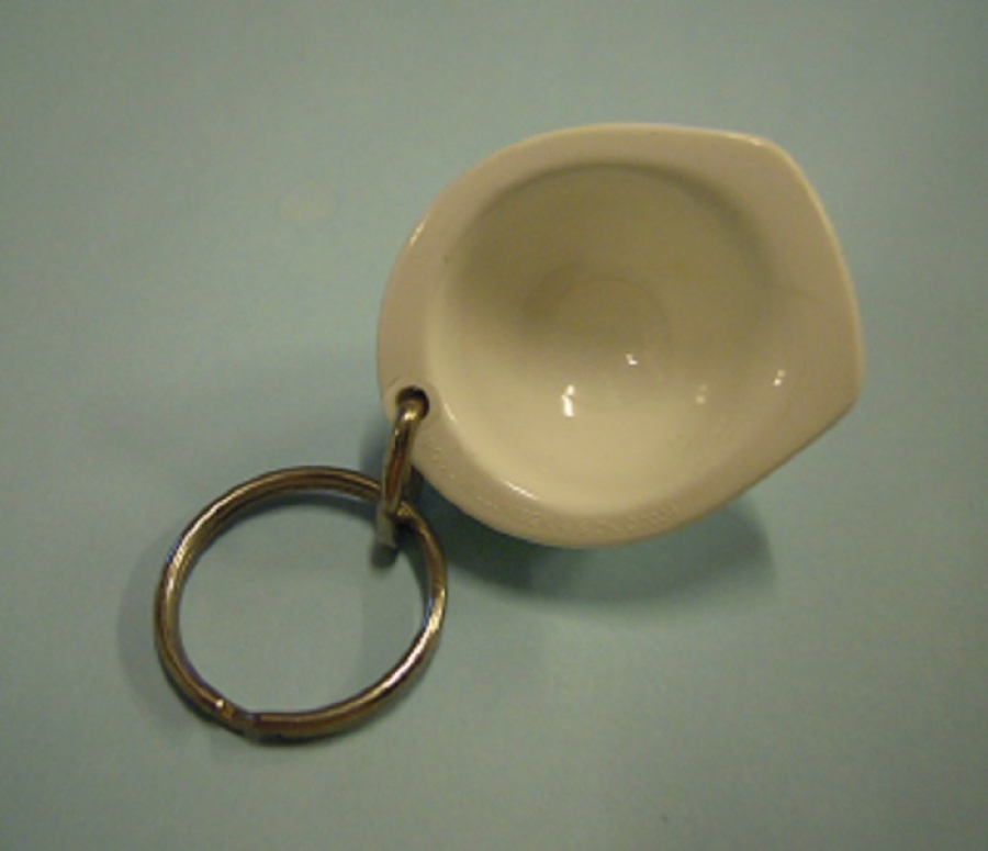 ABB BEYAZ BARET ŞAPKA  ANAHTARLIK 