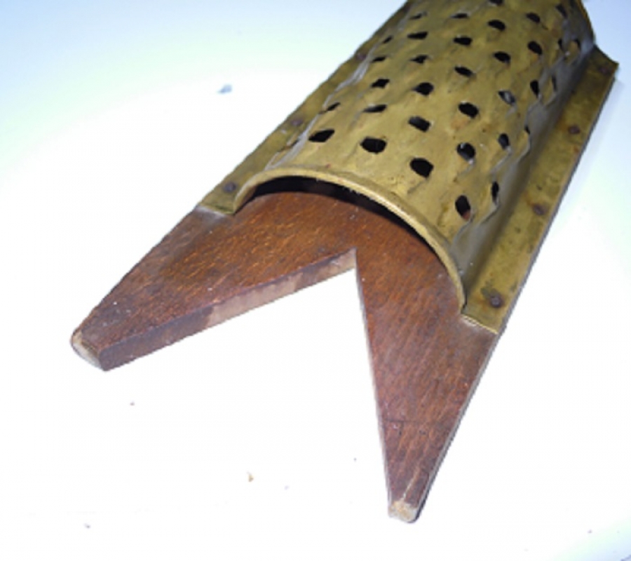 EL YAPIMI AHŞAP ÜZERİ GALVANİZ METAL MUTFAK RENDE 