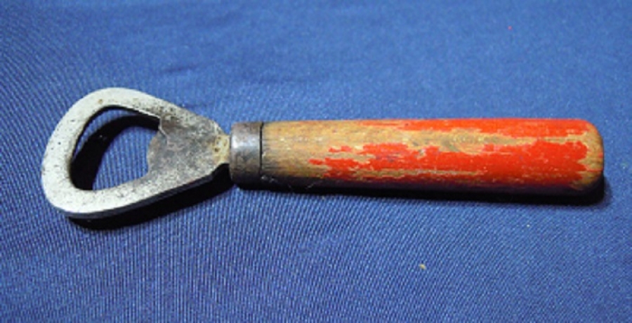  AHŞAP SAPLI MEŞRUBAT ŞİŞE KAPAK AÇACAK