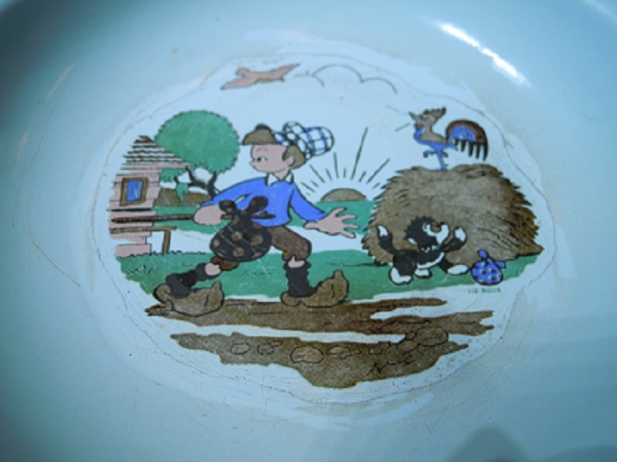 EMAYE BEBEK MAMA KULPLU METAL İÇERSİ RESİMLİ TABAK