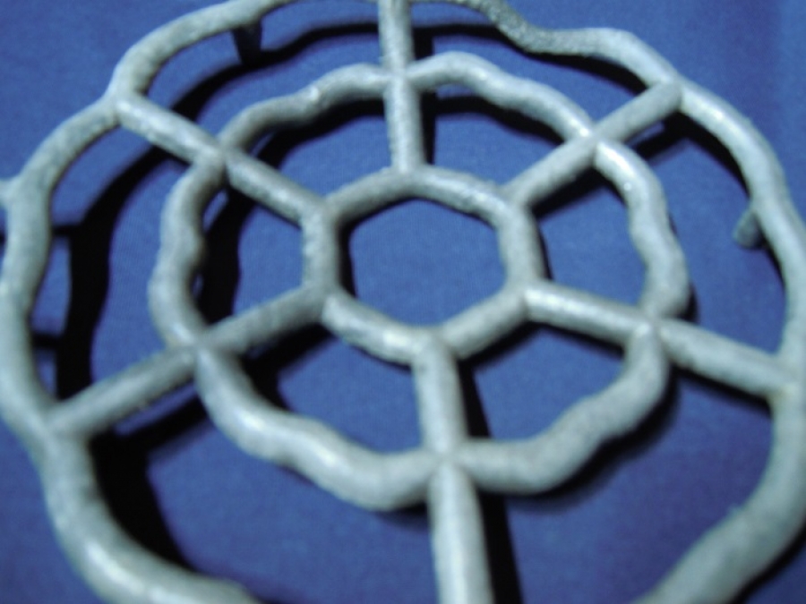 YERLİ URETİM UZERİNE  SICAK KAB KOYMAYA YARAYAN METAL NİHALE 