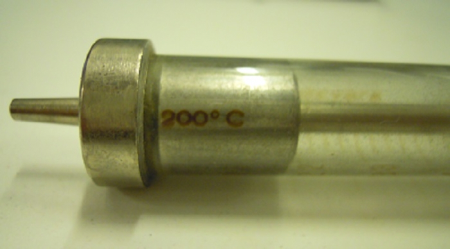 CAM İNJEKTOR İĞNE KUTUSUNDA