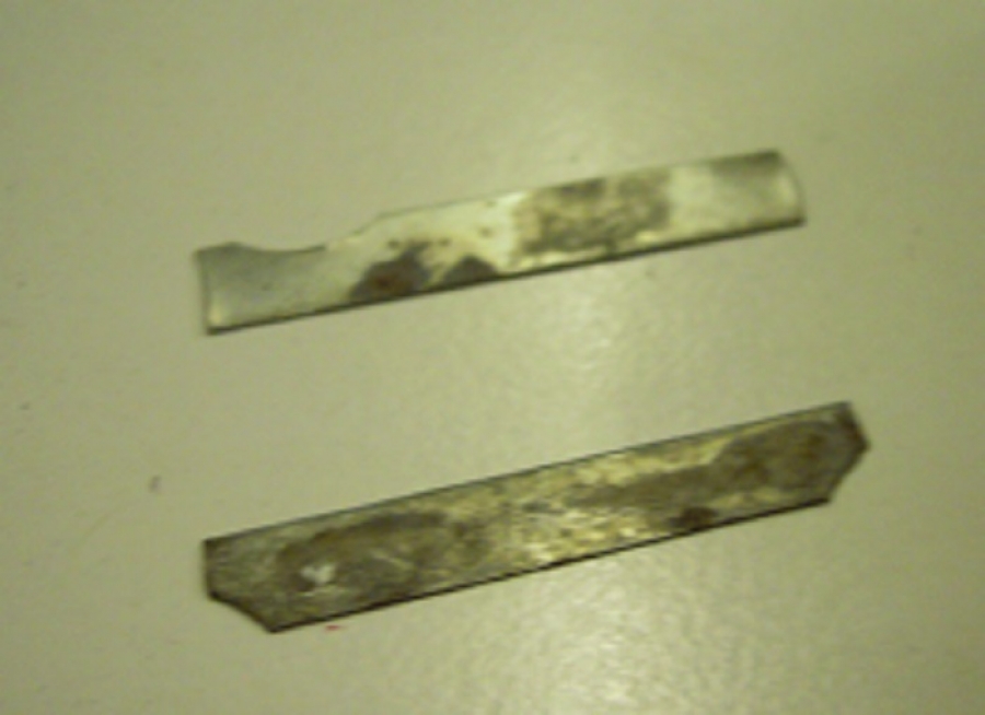 CAM İNJEKTOR İĞNE KUTUSUNDA