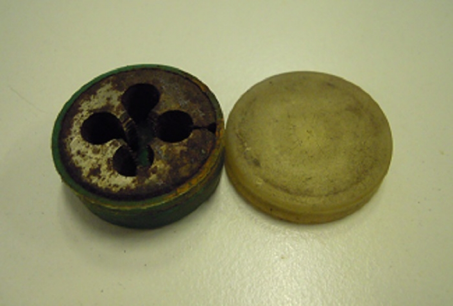 KUTUSUNDA PAFDA CELİK DİŞ ACMA APARATI