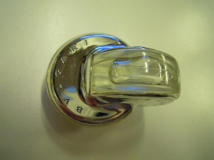 BVLGARI PARFUM ŞİŞESİ ÖZGÜRLÜK SONSUZLUK SİMGESİ 