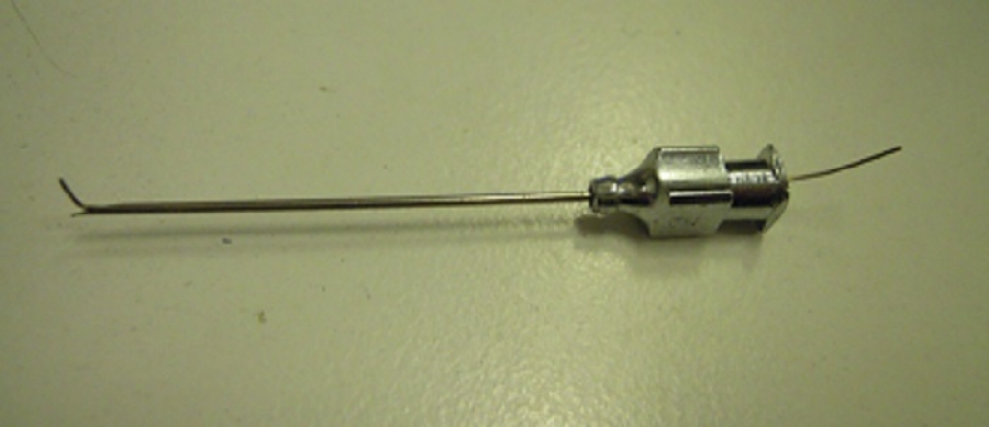 ENJEKTÖR CAM ŞIRINGA İĞNE ORJİNAL METAL KUTUSUNDA