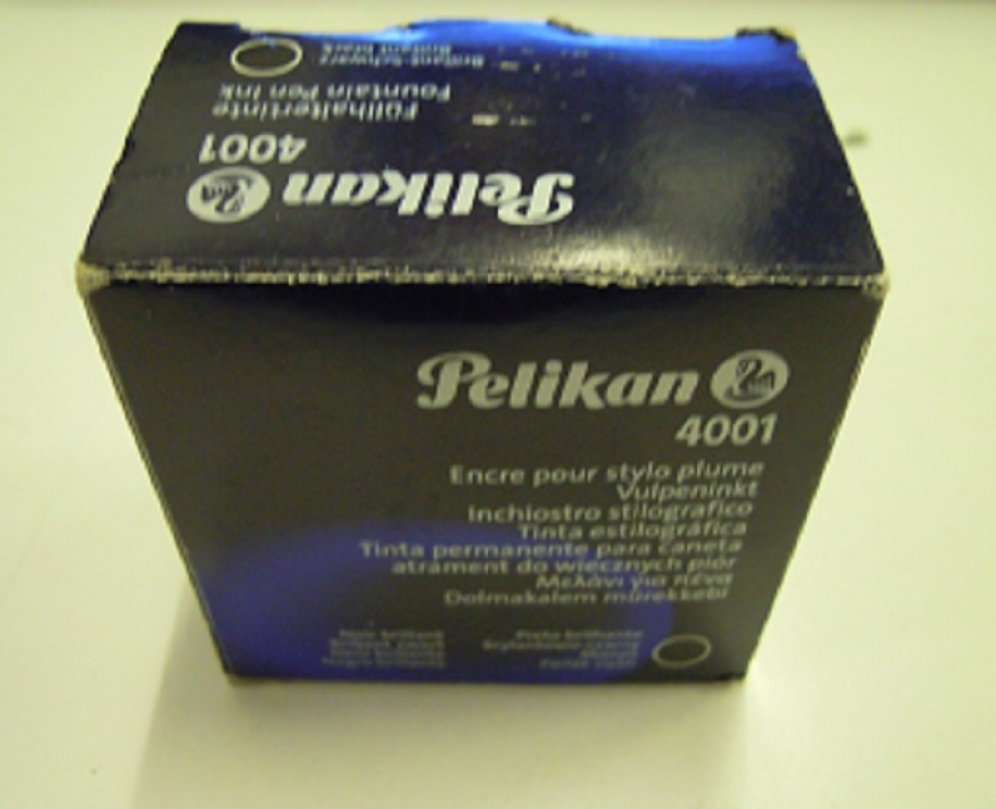 PELİKAN 4001 SİYAH MÜREKKEP CAM ŞİŞESİNDE