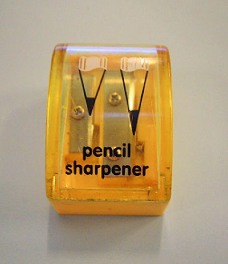 PENCİL SHARPENER SARI PLASTİK KALEM TRAŞ