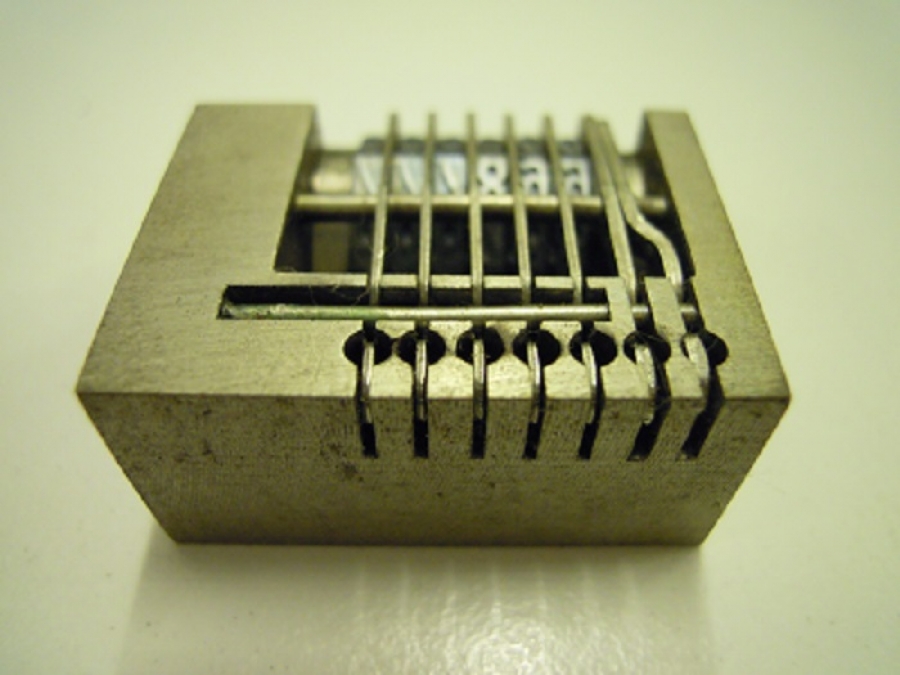 MATBAA BASIM SIRALI NUMARA BASIMINDA MEKANİK NUMUNATÖR SÜNUM NUMERIER WERKE 