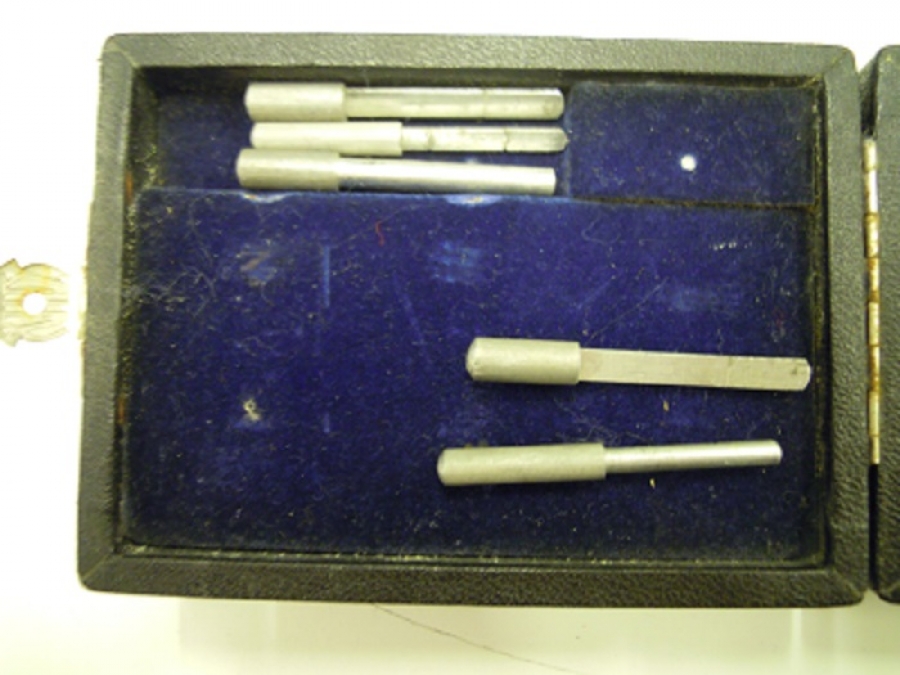 MATBAA BASIM SIRALI NUMARA BASIMINDA MEKANİK NUMUNATÖR SÜNUM NUMERIER WERKE 