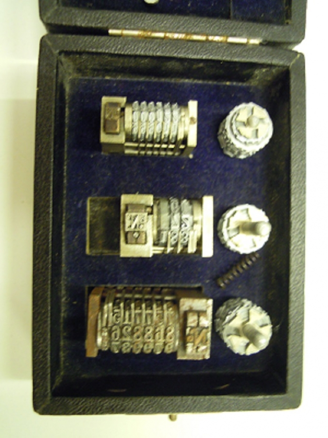 MATBAA BASIM SIRALI NUMARA BASIMINDA MEKANİK NUMUNATÖR SÜNUM NUMERIER WERKE 