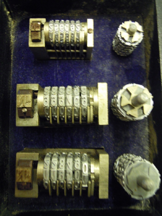 MATBAA KALIP BASIMLARDA SIRALI SAYI SAYAN MEKANİK NUMUNATÖR SÜNUM NUMERIER WERKE