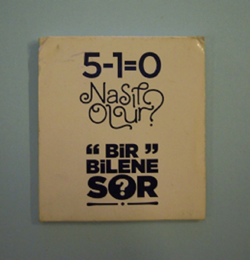 KARTON KAPAKLI AHŞAP CUBUK BİR BİLENE SOR BULMACA KİBRİT