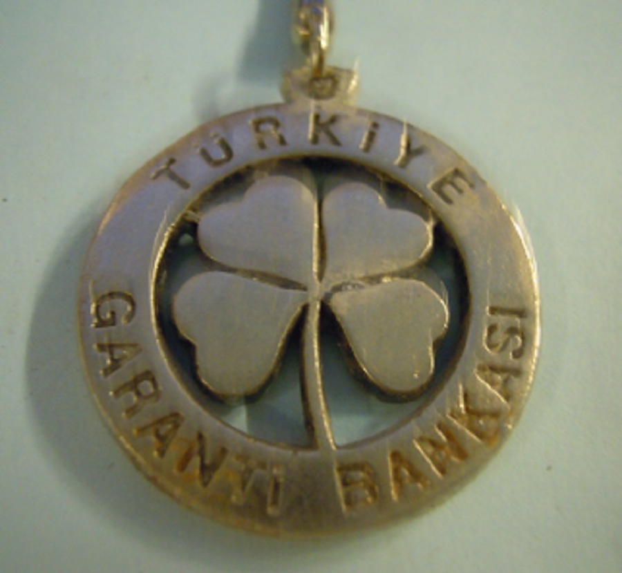 TÜRKİYE GARANTİ BANKASI YONCA METAL ANAHTARLIK 