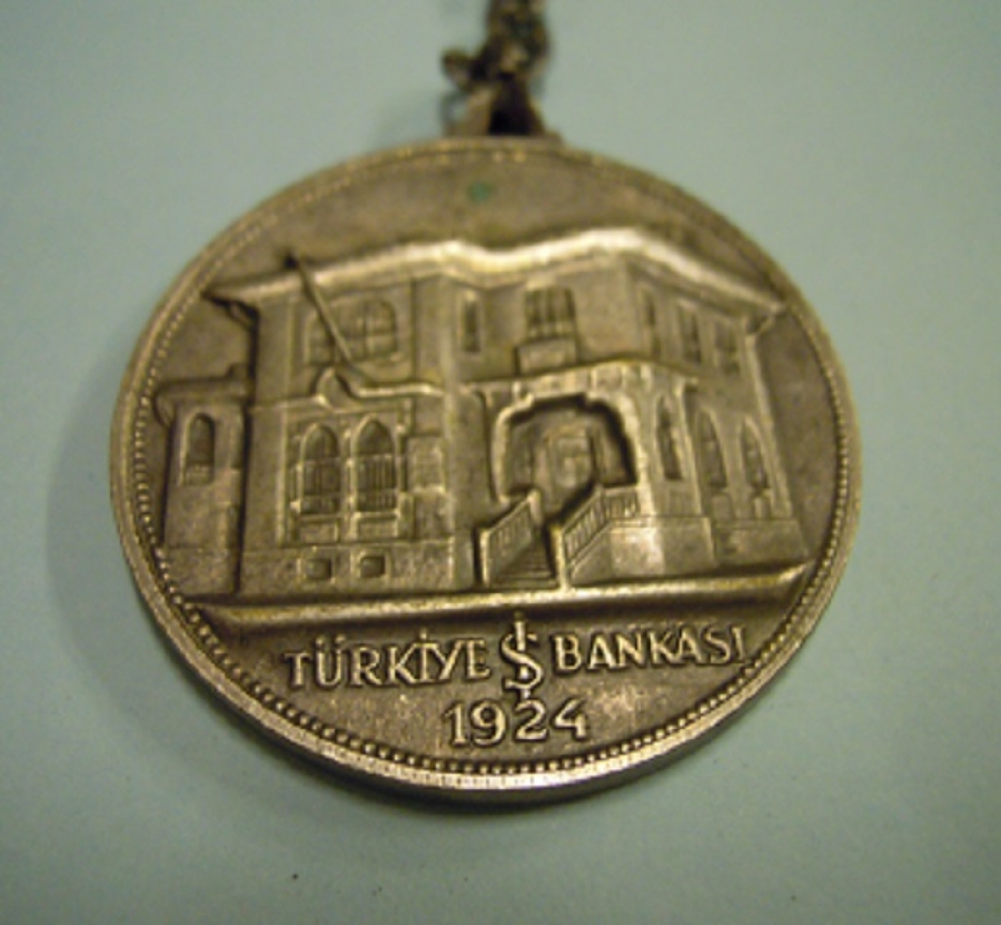 TÜRKİYE İŞ BANKASI 1924 50 YIL 1974 ANAHTARLIK