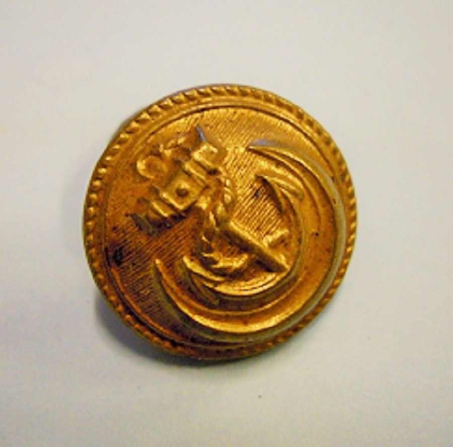 ESKİ KULLANILMIŞ DENİZCİLİK TEMALI ELBİSE METAL ALTIN KAPLAMA DÜGME