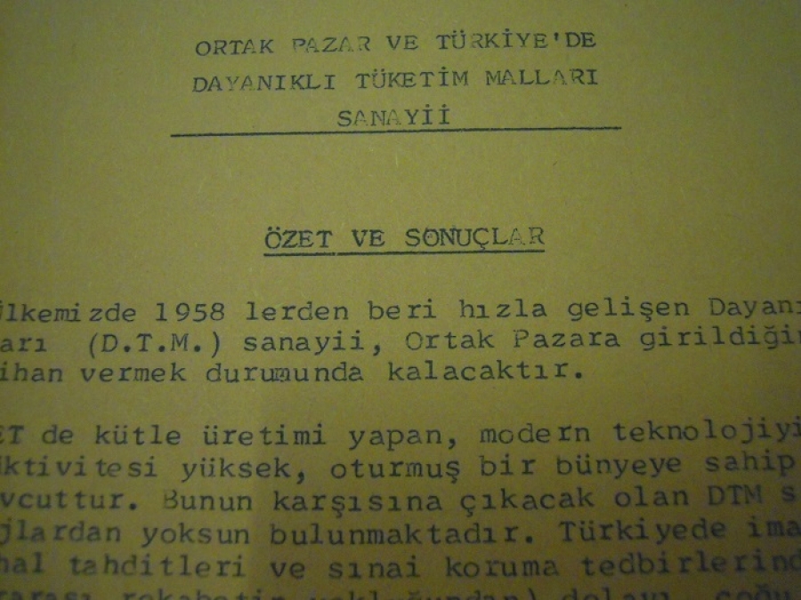 İKTİSADİ KALKINMA VAKFI YAYINLARI Y.S. 11 NİSAN 1971