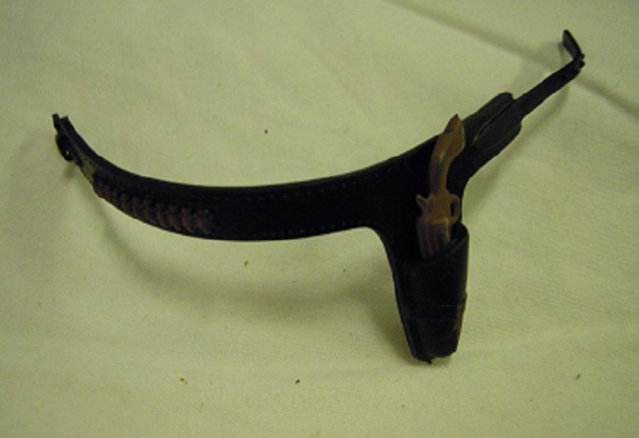 MOVABLE BONAZA MAN AND HORSE COMBİNATİON PACK  OYUNCAK KOVBOY ELBİSE AKSESUAR