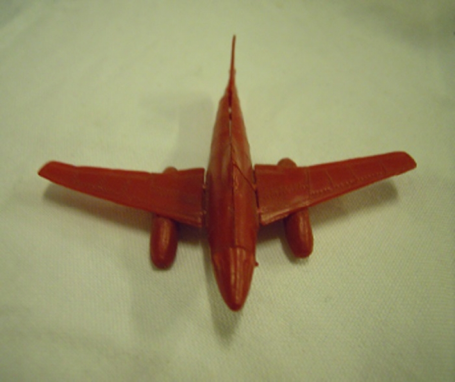 2 ADET UFAK KIRMIZI PLASTİK OYUNCAK UÇAK 