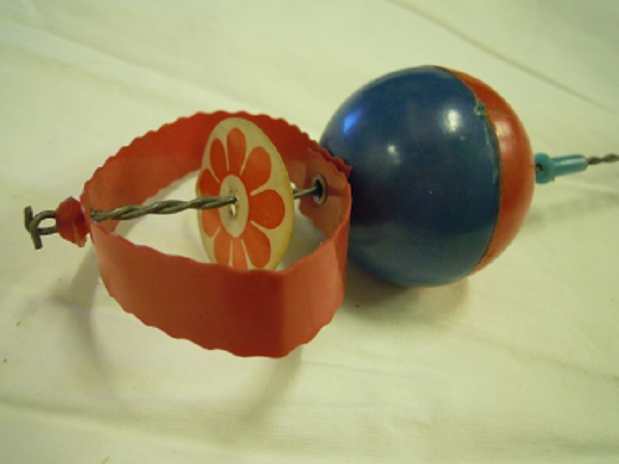 1960 YERLİ TÜRK MALI PERVANELİ TOPLU ELLE CEVRİLEN  FIR FIR OYUNCAK