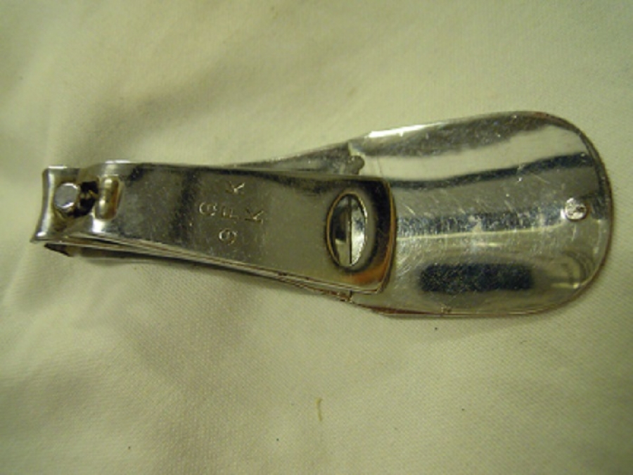 PAT 2642  ORIENT  GFK TIRNAK MAKAS VE AYAKKABI CEKECEK KERETA