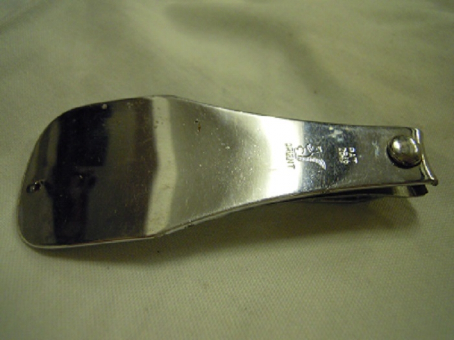 PAT 2642  ORIENT  GFK TIRNAK MAKAS VE AYAKKABI CEKECEK KERETA