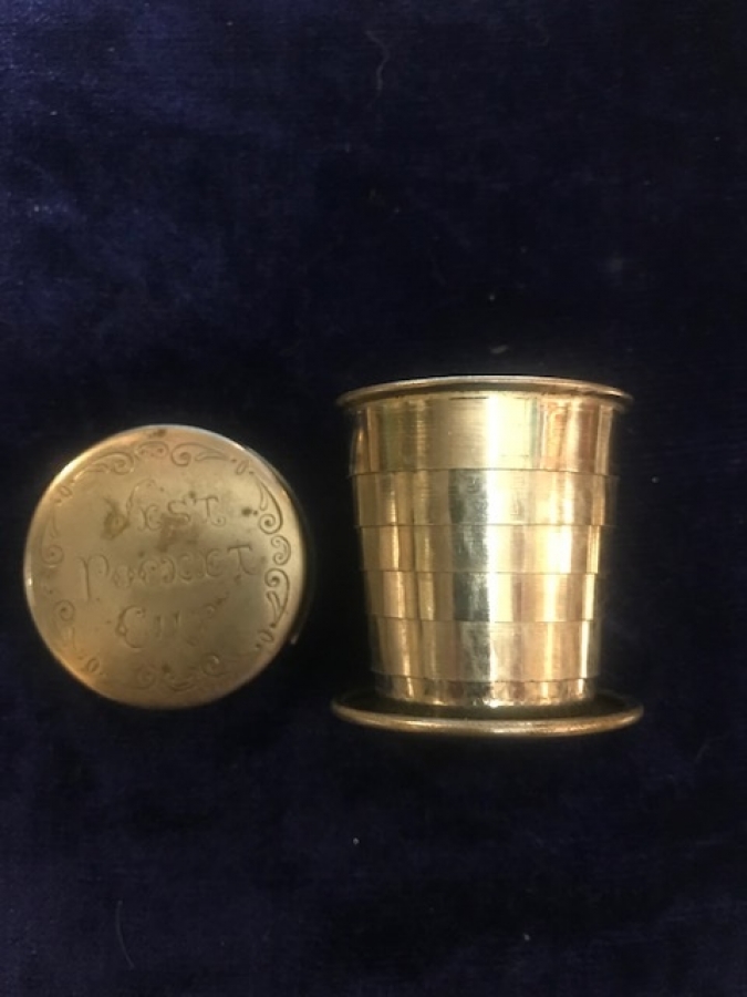 1897 ABD YELEK CEP KUPASI METAL SEYAHAT VİSKİ SHOT + KAPAK KOVBOY AKARDEON BARDAK